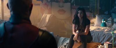 Sorry I'm lateThere was a bunch ofhandicapable children stuck in a treeand I had to uh Uh uhYou're right I was fighting a caped badassBut then we discovered his mom is named Martha tooNoTrafficHmmKiss me like you miss me Red - Deadpool 2