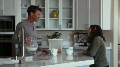 - Sorry, I've been out of town. - Scarlett