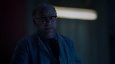 - Sorry, Jones, she had a gun. - 12 Monkeys