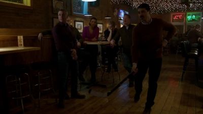 - Sorry, ladies.
Yeah. - Chicago Fire