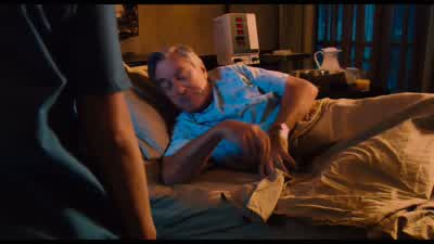 Sorry lady, my new phone. - Machete