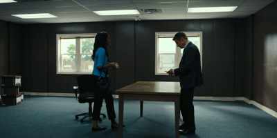 - Sorry, Mike. - Mayor of Kingstown
