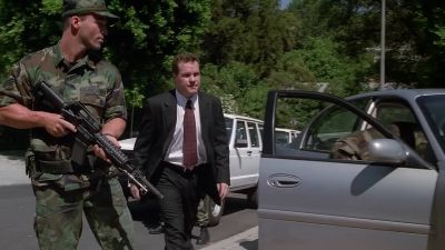 Sorry, Morris. A traitor's a traitor. - The X-Files