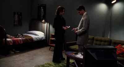- Sorry. Should I come by next week?
- I guess so. - Coldblooded
