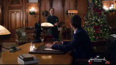 Sorry they're late,
but some good press. - Christmas at the Palace
