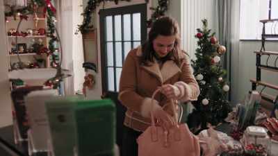 Sorry. Uh... - Everything Christmas