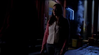 Sorry, we're closed. - Smallville
