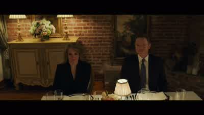 Sorry we're late. - Ocean's Eight