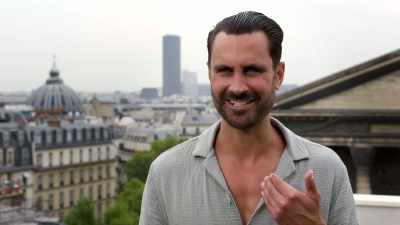 Sorry, what the [bleep] - Love Trip: Paris