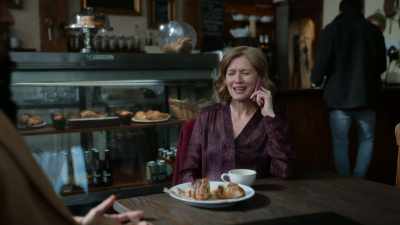 - Sorry.
- You've got to be kidding me. - Lucky Hank
