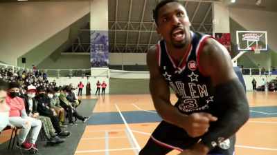[SOUND OF CROWD CHEERING] - Harlem Globetrotters: Play It Forward