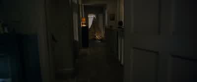 Sounds like the whole city's burning down in here. - The Conjuring 2