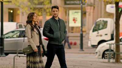 Sounds like
you may have finally found - The Princess and the Bodyguard