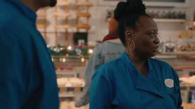 Sounds... [speaks French] - The Great Holiday Bake War