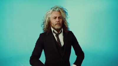 ♪"Space Bible" by
The Flaming Lips♪ - The Flaming Lips Space Bubble Film