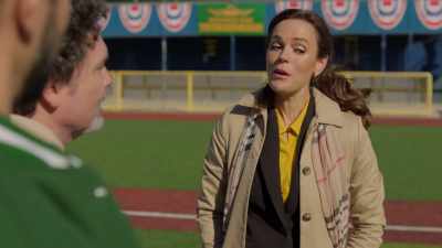 Sparkly eyes.
Jax thinks your eyes sparkle. - Hearts in the Game