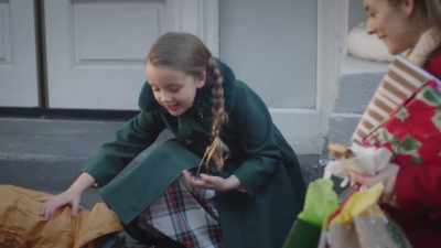 Sparky, your favorite
sitter is here. - A Taste of Christmas