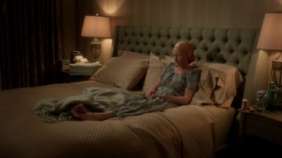 ♪ sparse piano music ♪ - Ray Donovan