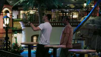 *sparse tense music - ¡Casa Bonita Mi Amor!