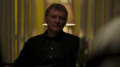 Speak in English. - McMafia