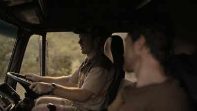 (speaking Afrikaans) - Trackers