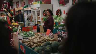 (speaking foreign language) - A Big Fat Family Christmas