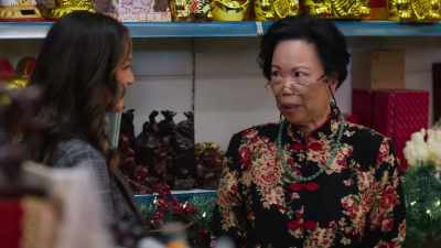 (speaking foreign language) - A Big Fat Family Christmas