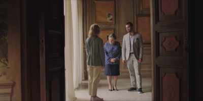 [speaking in foreign language] - Signora Volpe