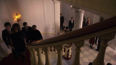 [SPEAKING IN ITALIAN] - White Collar