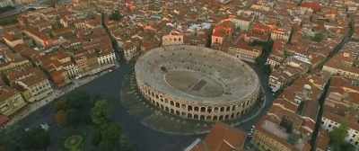 [speaking in Italian] - In Search of Fellini