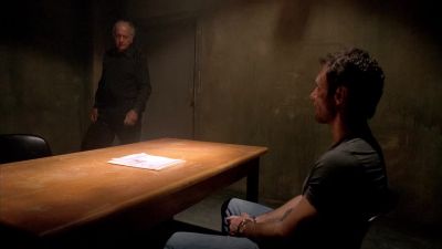 [SPEAKING IN SPANISH] - Prison Break