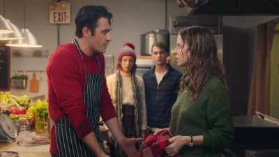 [speaking Italian] - A Taste of Christmas