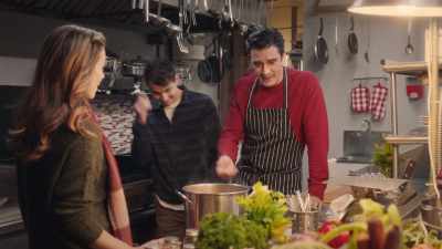 [speaking Italian] - A Taste of Christmas