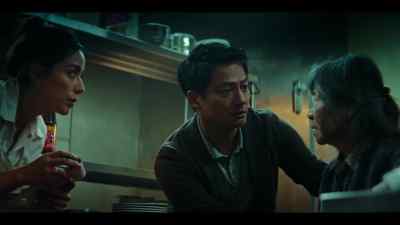[speaking Mandarin] - Interior Chinatown