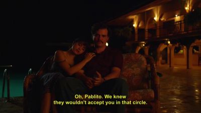 [speaking Spanish]
Oh, Pablito. - Narcos