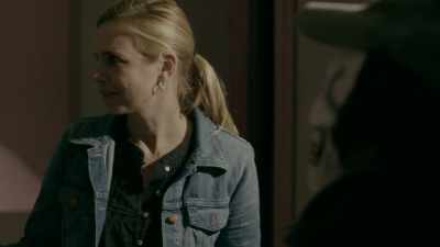 (speaking Spanish) - Trafficked with Mariana van Zeller