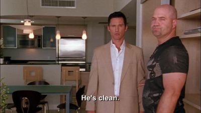 [ Speaking Spanish ] - Burn Notice