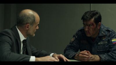 (speaking Spanish) - Tom Clancy's Jack Ryan