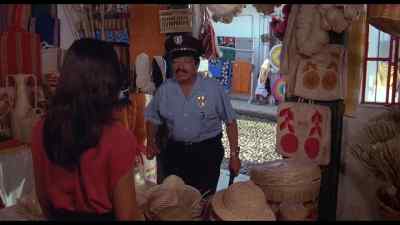 (SPEAKING SPANISH) - Herbie Goes Bananas