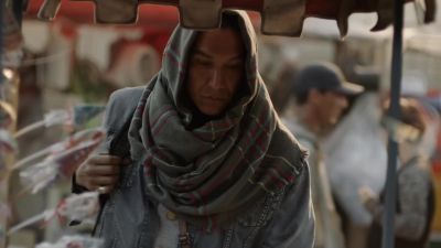 (SPEAKING SPANISH) - Fear the Walking Dead