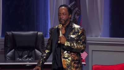 -[speaks in Spanish]
-[audience cheering] - Katt Williams: Great America