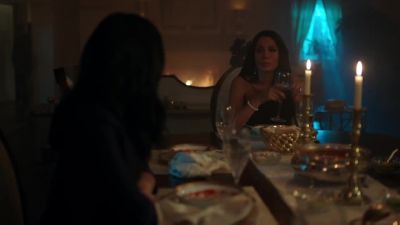 [speaks in Spanish] - Riverdale