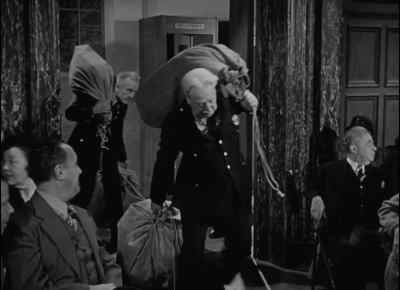 [Spectators Murmuring, Chuckling] - Miracle on 34th Street