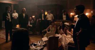 - Speech! Speech! Speech! Speech!
- That's enough. That's enough. - A Futile and Stupid Gesture