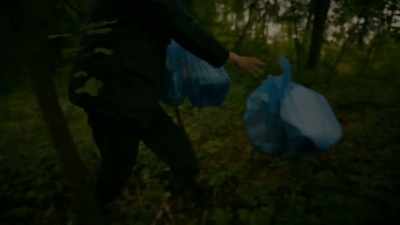 Speedy believes
he heard something in the forest, - Inside the Heist