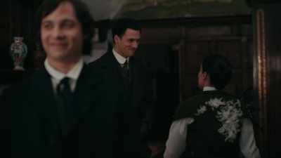 - Spencer.
- [clears throat] Uh, do you need a hand? - The Essex Serpent