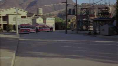 Spielberg:
I got on the studio
tour bus, - Spielberg