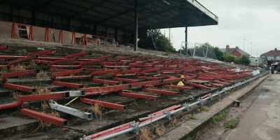 [Spiro's "Wolves"] - Welcome to Wrexham