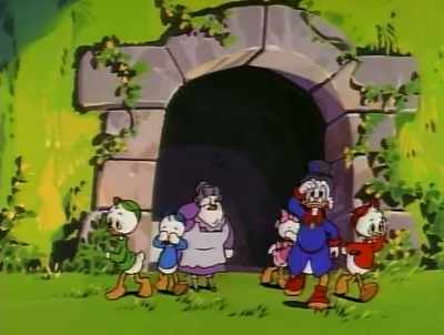 [spits] Get 'em! - DuckTales