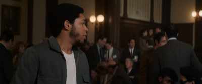 Spread out, okay? In pairs. - The Trial of the Chicago 7